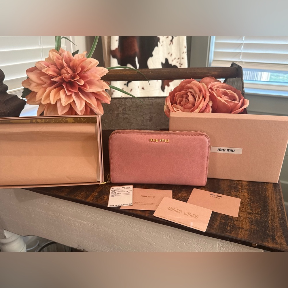 Miu Miu Blush Pink Zip-Around Wallet w/Box & original COA cards